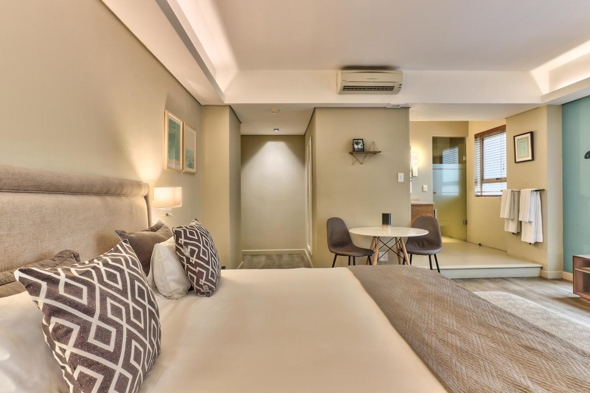 Wink Aparthotel Foreshore Le Cap Extérieur photo