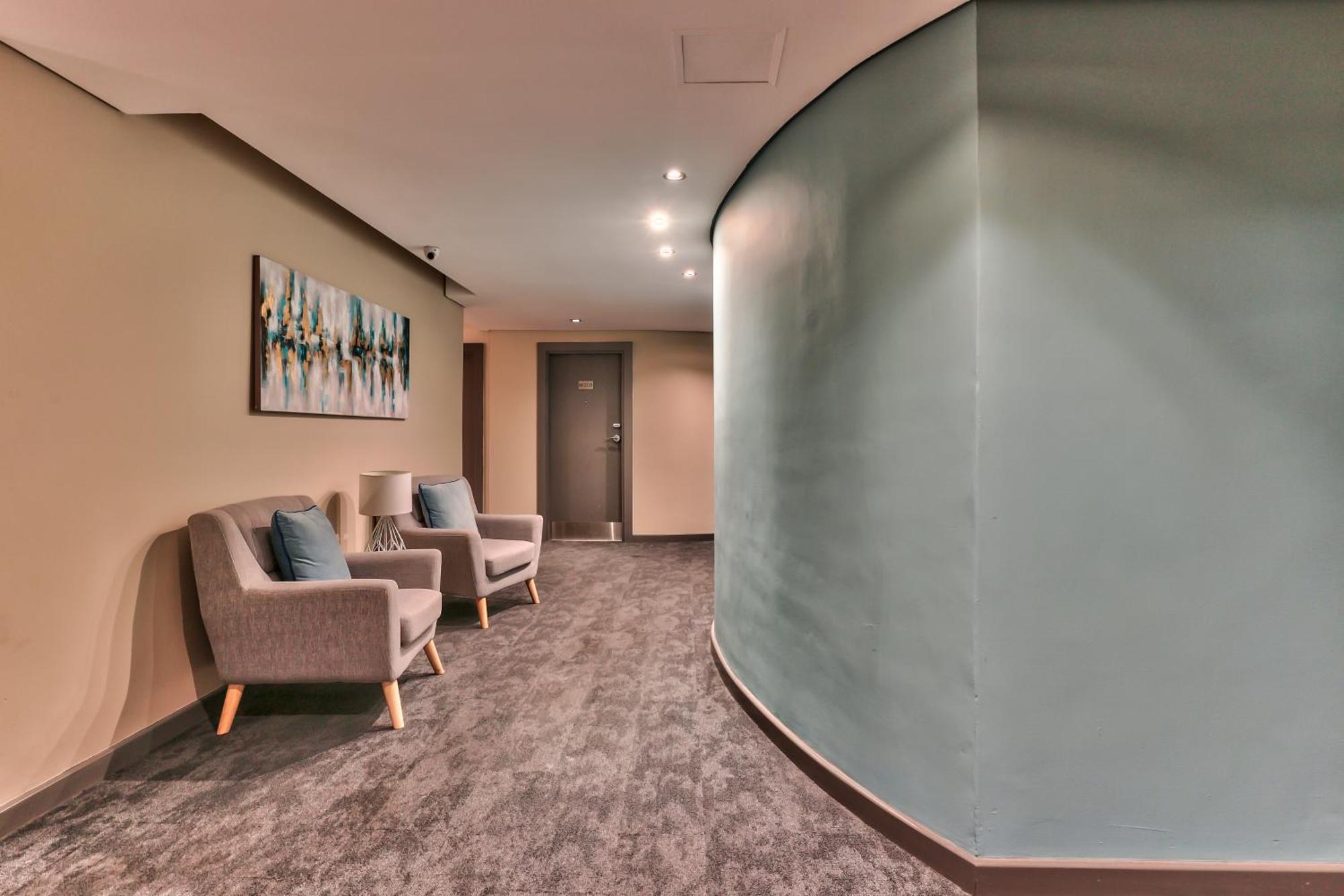 Wink Aparthotel Foreshore Le Cap Extérieur photo